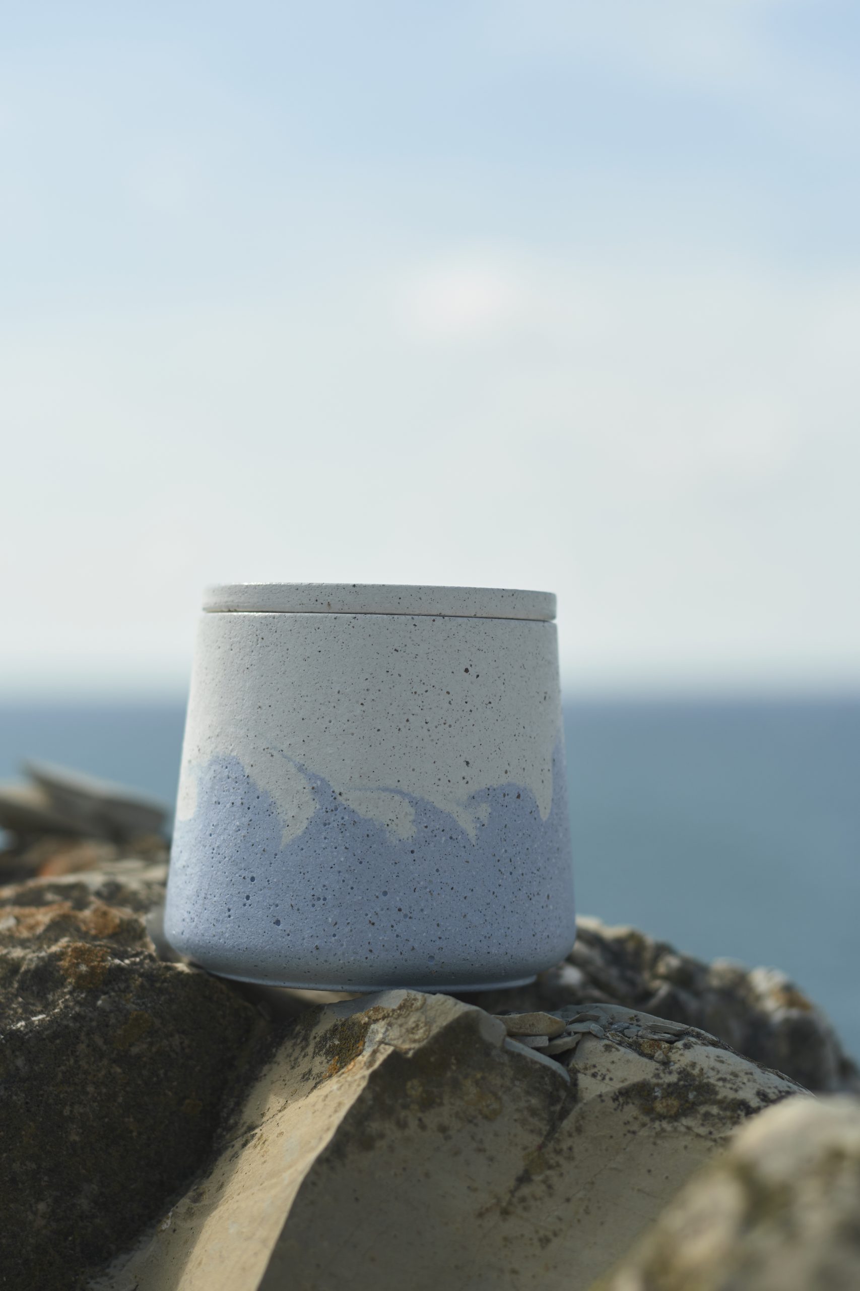 Vela de soja aroma brisa marina Entre Mareas 15 Vela de soja con esencia oceánica y aroma brisa costera